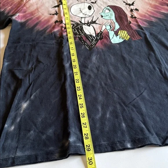 NWT Nightmare Before Christmas 100% Organic Cotton Women’s shirt Black tie dye L - Picture 11 of 11
